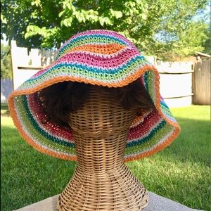 Woven paper sun hat 🎩